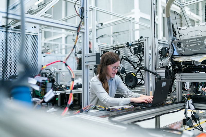 Engineering in Canada: Post-Graduation Work Perks